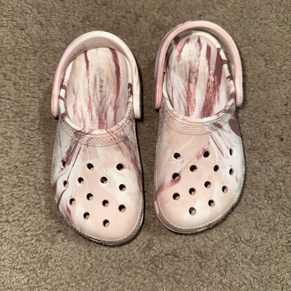 Kids Pink Marbled Crocs